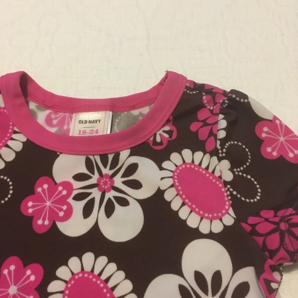 18-24m (6/$20) Swim Top by Old Navy - Picture 5 of 6